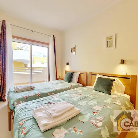 Casa Viana T2 By Yha Daire