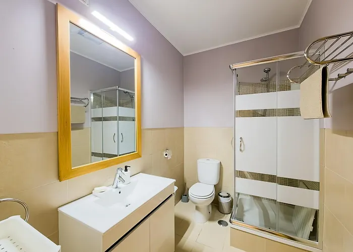 Casa Viana T2 By Yha