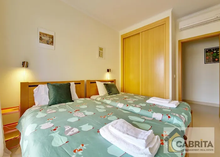 Casa Viana T2 By Yha Conceição