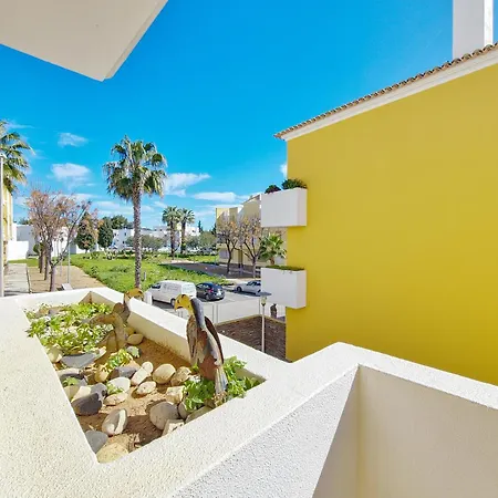 Апартаменты Casa Viana T2 By Yha Conceicao (Faro)