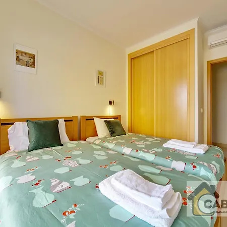 Casa Viana T2 By Yha Conceicao (Faro)